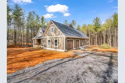 1057 Hawksbill Drive, Morganton, NC 28655 - Photo 4