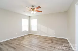 10511 Katie Creek Ct, Charlotte, NC 28213 - Photo 8