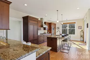 383 Ridgeview Hill Dr, Hendersonville, NC 28791 - Photo 16