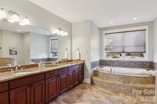 383 Ridgeview Hill Dr, Hendersonville, NC 28791 - Photo 30