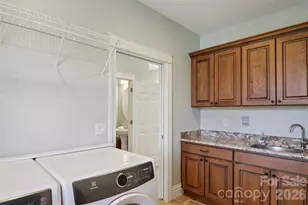 383 Ridgeview Hill Dr, Hendersonville, NC 28791 - Photo 24