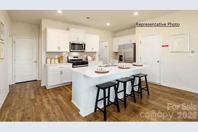 651 13th Avenue Drive NE, Hickory, NC 28601 - Photo 8