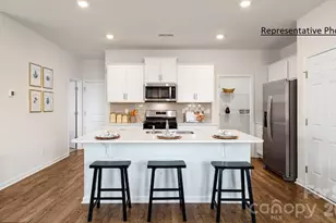 651 13th Ave Dr NE, Hickory, NC 28601 - Photo 6