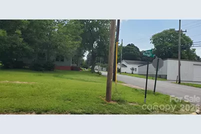 309 Monroe Street, Statesville, NC 28677 - Photo 2