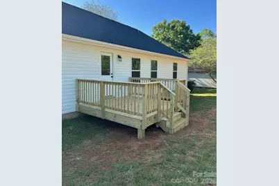 2025 Picnic Drive, Newton, NC 28658 - Photo 18