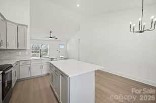 2025 Picnic Dr, Newton, NC 28658 - Photo 8