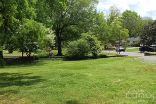 105 N Inman Ave, Bessemer City, NC 28016 - Photo 24