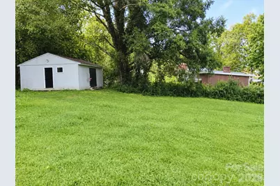 105 N Inman Avenue, Bessemer City, NC 28016 - Photo 42