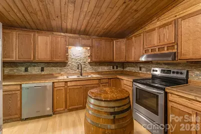 1050 Wyatt Town Road, Burnsville, NC 28714 - Photo 4