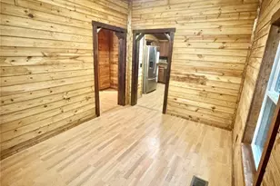 1050 Wyatt Town Rd, Burnsville, NC 28714 - Photo 8