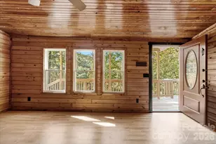 1050 Wyatt Town Rd, Burnsville, NC 28714 - Photo 4