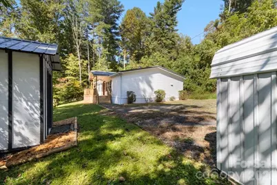 1050 Wyatt Town Road, Burnsville, NC 28714 - Photo 16