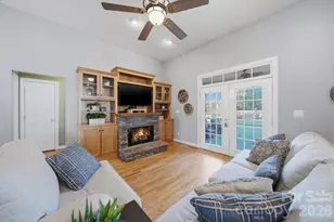 2555 Knox Landing Rd, Connelly Springs, NC 28612 - Photo 8