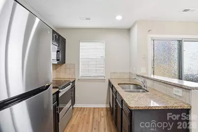 3015 Summercroft Lane, Charlotte, NC 28269 - Photo 14