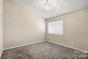 3015 Summercroft Ln, Charlotte, NC 28269 - Photo 26