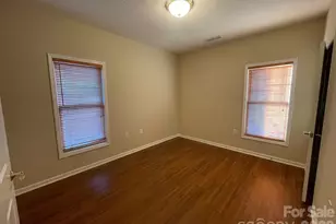 499 26th Ave NE, Hickory, NC 28601 - Photo 8