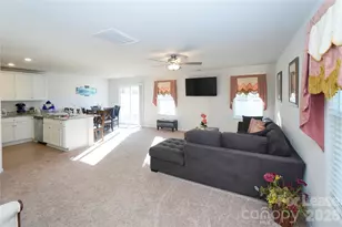 6008 Lowe Ln, Charlotte, NC 28214 - Photo 12