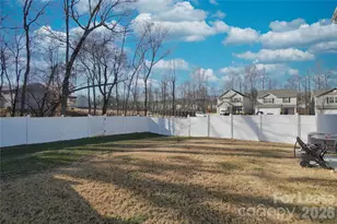 6008 Lowe Ln, Charlotte, NC 28214 - Photo 26