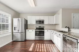 534 Canopy Ct, Clover, SC 29710 - Photo 2