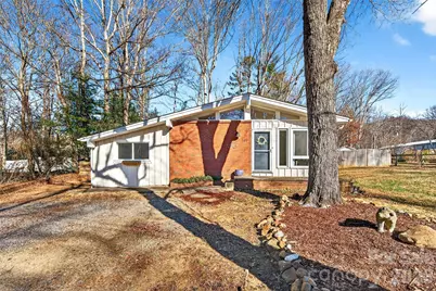 107 High Street, Black Mountain, NC 28711 - Photo 1