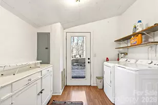 107 High St, Black Mountain, NC 28711 - Photo 16