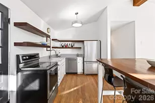 107 High St, Black Mountain, NC 28711 - Photo 4