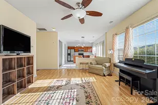 2919 Azalea Hills Dr, Charlotte, NC 28262 - Photo 6