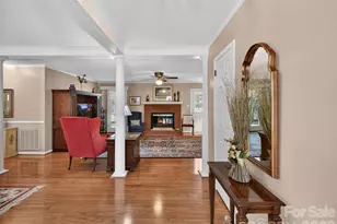 361 Wedgewood Dr, Mooresville, NC 28115 - Photo 4