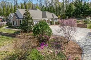 345 Clarendon Estates Dr, Clover, SC 29710 - Photo 42