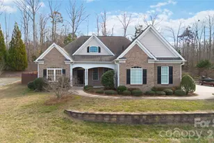 345 Clarendon Estates Dr, Clover, SC 29710 - Photo 1