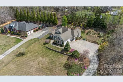 345 Clarendon Estates Drive, Clover, SC 29710 - Photo 46