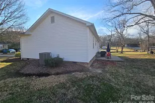 306 W Roswell St, Troy, NC 27371 - Photo 20