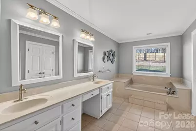 2430 Willowbrook Drive, Matthews, NC 28104 - Photo 10