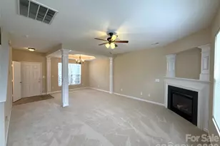 13802 Plowdon Ct, Charlotte, NC 28215 - Photo 2