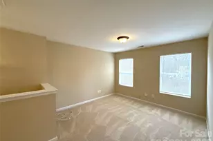 13802 Plowdon Ct, Charlotte, NC 28215 - Photo 18