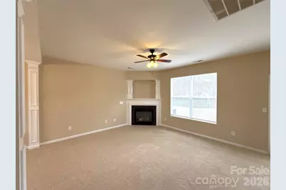 13802 Plowdon Court, Charlotte, NC 28215 - Photo 4