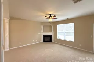 13802 Plowdon Ct, Charlotte, NC 28215 - Photo 4