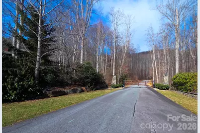 455 Mountain Watch Drive #16, Waynesville, NC 28785 - Photo 18