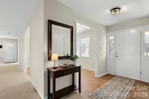 322 Holland Cir, Statesville, NC 28677 - Photo 8