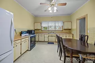 2940 Ambrose Dr, Gastonia, NC 28056 - Photo 8