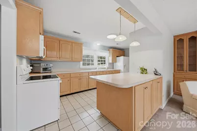 406 Wedgewood Place SW, Lenoir, NC 28645 - Photo 8