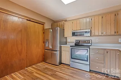 286 Pioneer Ridge Road, Canton, NC 28716 - Photo 28