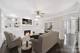 5242 Colony Rd, Charlotte, NC 28226 - Photo 6
