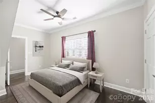 5242 Colony Rd, Charlotte, NC 28226 - Photo 24