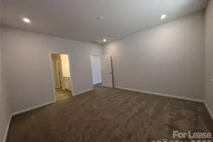 3340 Blf Hl Ln, Charlotte, NC 28215 - Photo 16