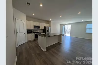 3340 Bluff Hill Lane, Charlotte, NC 28215 - Photo 6