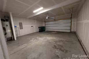 3340 Blf Hl Ln, Charlotte, NC 28215 - Photo 36