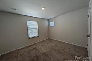 3340 Blf Hl Ln, Charlotte, NC 28215 - Photo 28