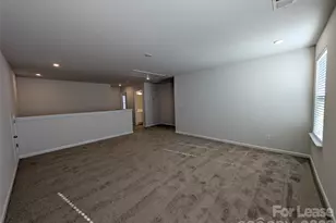 3340 Blf Hl Ln, Charlotte, NC 28215 - Photo 34