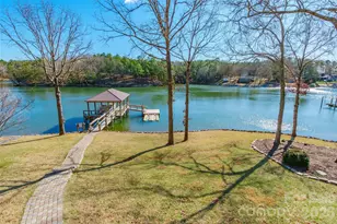 2240 Duck Cove Ln, York, SC 29745 - Photo 10